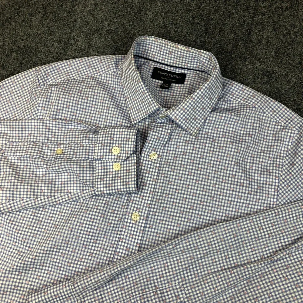 Banana Republic Mens Size Medium 15-15.5 33-34 Slim Fit Blue Gingham Dress Shirt